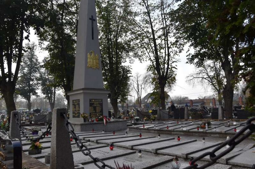 Ostrów: Cmentarz przy ul. Limanowskiego w Ostrowie Wielkopolskim ma już 118 lat (FOTO)