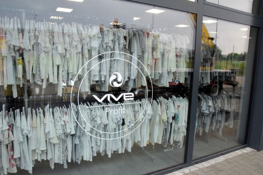 Nowy sklep w centrum handlowym na ulicy Krakowskiej w Kielcach. Wielkie otwarcie VIVE Profit w środę 6 lipca. Zobacz zdjęcia