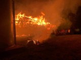 Pożar stodoły w Nadolu. Z żywiołem w gminie Gniewino walczyło 38 strażaków 