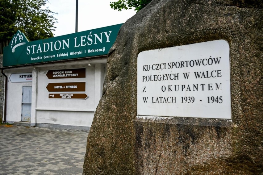 To jedyny taki stadion w Europie. Stadion Leśny w Sopocie...