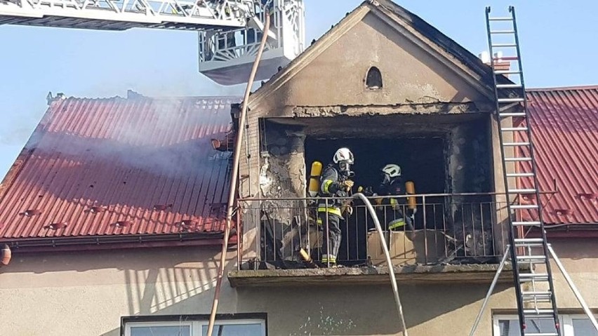 Tragiczny pożar w Łęgu Tarnowskim. Na poddaszu znaleziono zwłoki mężczyzny