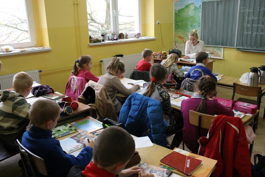 Niepubliczna Szkoła w Pietrzykowie.