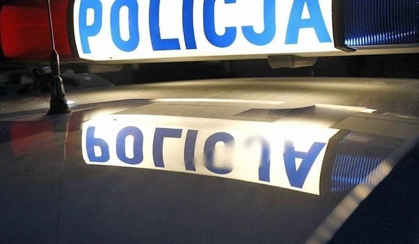Policjanci znaleźli na targowisku w Ostrowcu kontrabandę