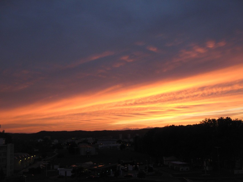Zdjęcia zrobione podczas pięknego zachodu słońca 7.10. z 6...