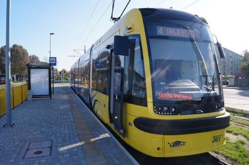 Toruń: Nowa linia tramwajowa nr 4 [ZDJĘCIA]