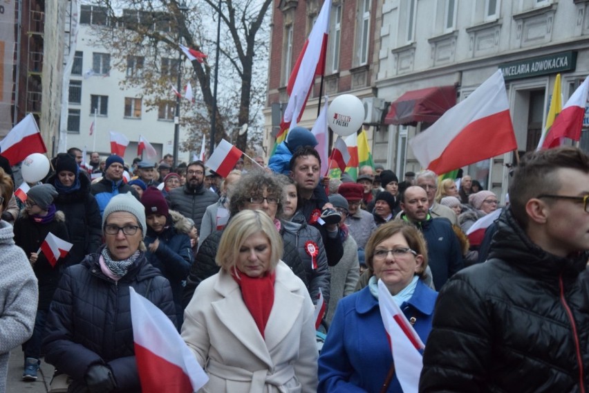 Starogard Gd. Wielka parada z okazji 100-lecia odzyskania przez Polskę Niepodległości ZDJĘCIA 