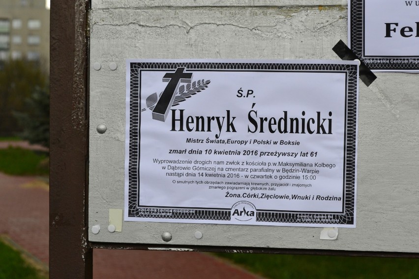 Pogrzeb Henryka Średnickiego. Mistrz boksu spoczął na cmentarzu w Będzinie-Warpiu [ZDJĘCIA]