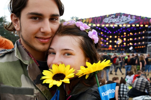 W czwartek, 15 lipca pod główną sceną rozdaliśmy Woodstockowiczom słoneczniki:) Kwiaty, symbolizujące najpiękniejszy festiwal:)