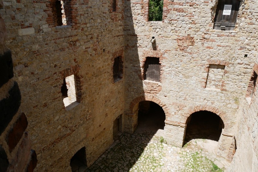 Zamek Lipowiec w Babicach