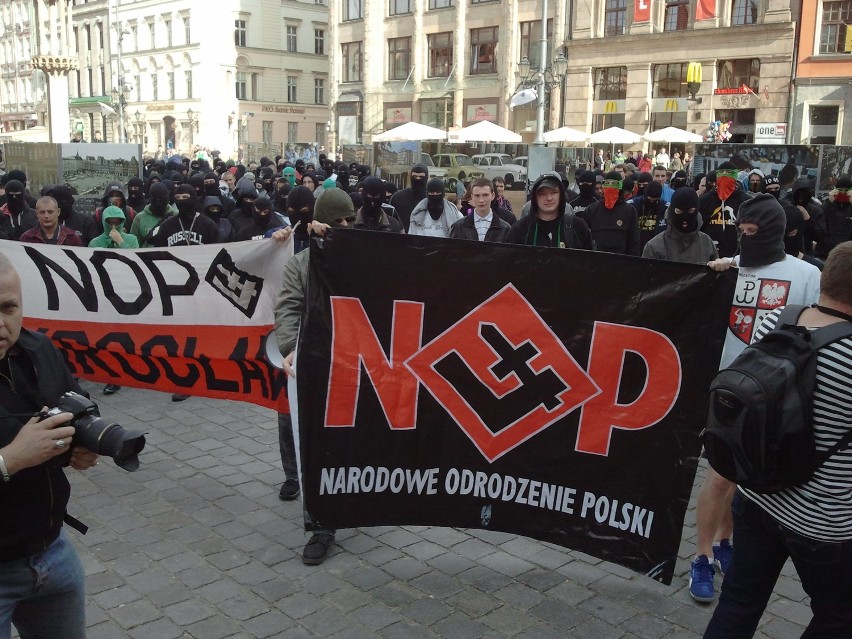 Marsz Równości i Marsz Kominiarek przeszły przez Wrocław (ZDJĘCIA)