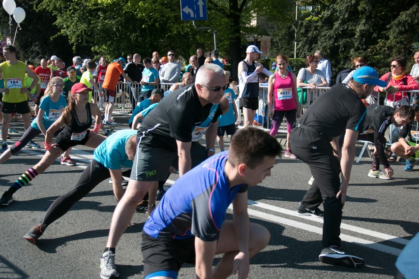 Maraton Opolski 2016 - zawodnicy na trasie