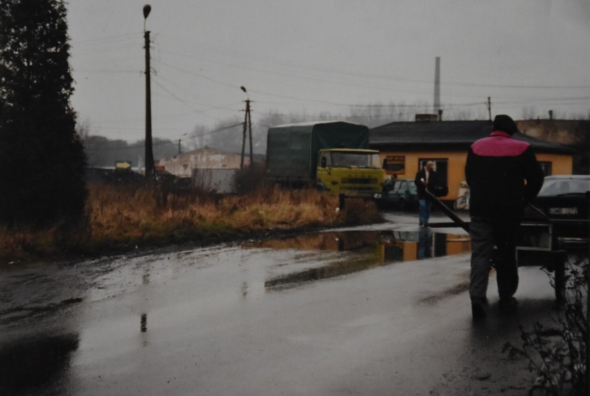 Jakie samochody królowały kiedyś na ulicach Malborka? Motoryzacja w latach 90. ubiegłego wieku