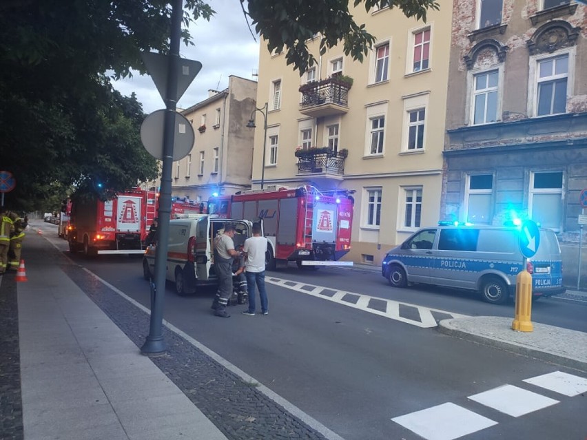 Pożar w budynku przy ul. Mickiewicza w Brzegu.