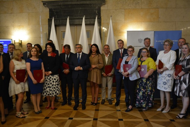 Śląskie szpitale otrzymały dofinansowanie na zakup sprzętu w ramach Funduszu Przeciwdziałania COVID-19.