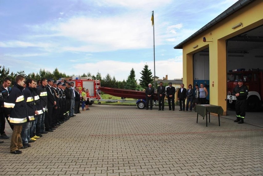 Oborniki Śląskie: Nowy sprzęt dla strażaków