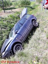 Kolejny wypadek w Krzepicach. Tym razem samochód wylądował w rowie ZDJĘCIA
