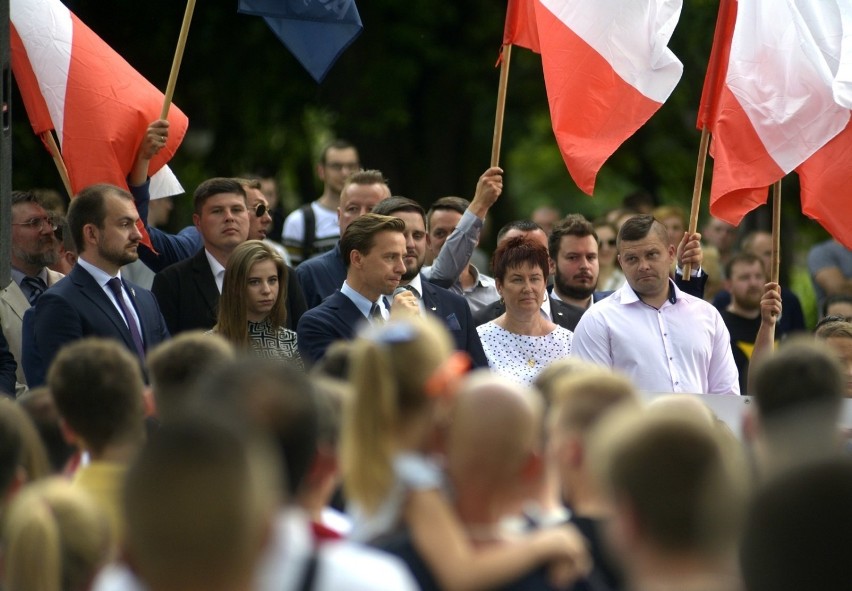 Spotkanie Krzysztofa Bosaka z mieszkańcami Radomia na placu...