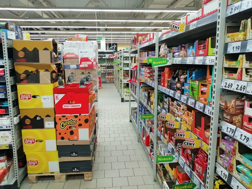 Market Kaufland w Wieluniu może handlować w niedziele. Na razie działa bez zmian. Wszystkie placówki sieci są już placówkami pocztowymi