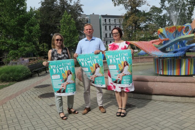 W ramach wydarzenia „Opole w rytmie natury” będzie można wziąć udział w warsztatach ekologicznych m.in. z tworzenia kosmetyków naturalnych, świec z wosku pszczelego, soków ekologicznych czy hoteli dla owadów. Opolskie MZK zaprezentuje nowy elektryczny autobus.