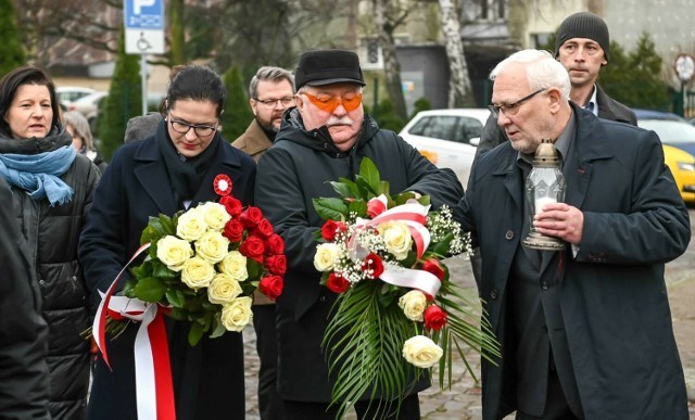 Krzysztof Pusz był (z prawej) współpracownikiem Lecha Wałęsy. Teraz usłyszał wyrok w sprawie niebezpiecznych odpadów i firmy Service Port