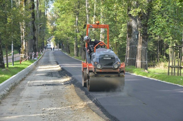 Nowy asfalt na drodze do Kuźnic w Zakopanem