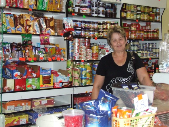 Klienci sugerują się cenami, w naszej branży wszystko od nich zależy - uważa Halina Gołębiewska, właścicielka sklepu spożywczego w Lisewie.