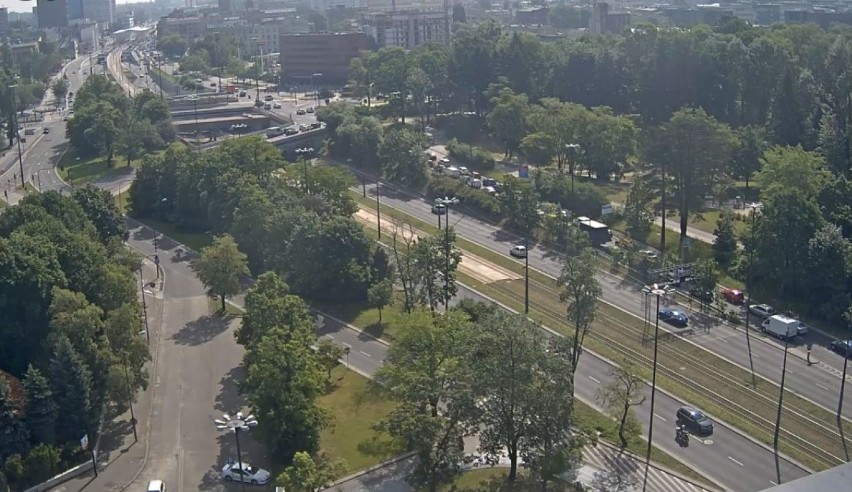 Korki na trasie WZ w Łodzi. Zamknięty tunel, wyłączona sygnalizacja [ZDJĘCIA, FILM]