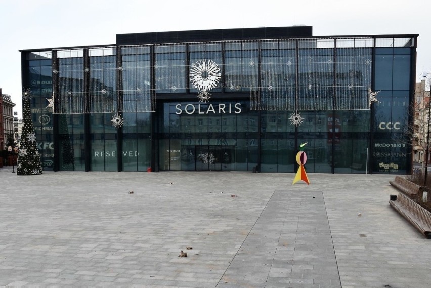 Sklepy Zara i Bershka mają zniknąć z Solarisa