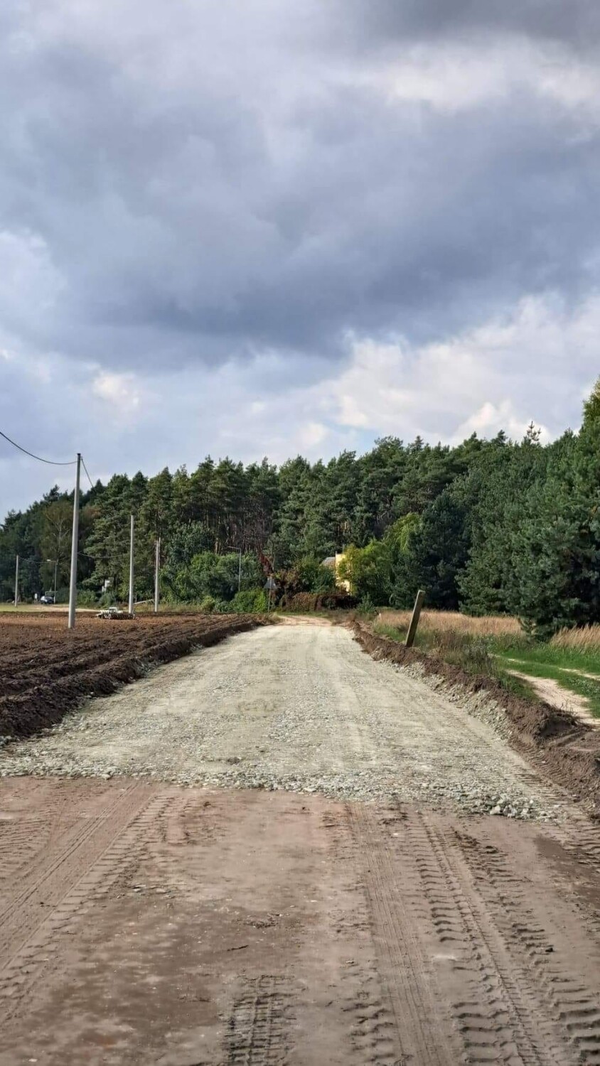 Trwa kolejna drogowa inwestycja w gminie Mieścisko
