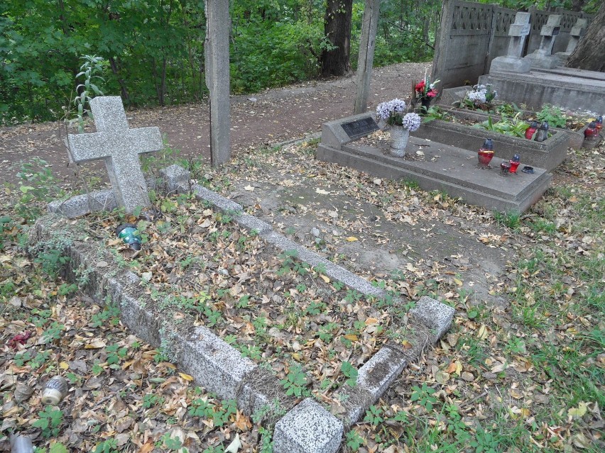 Cmentarz w Lipinach