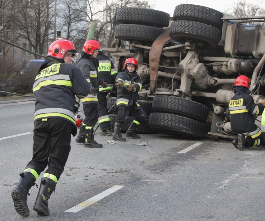 Zdjęcia z wypadku betoniarki, Warszawa, 19.03.2008
