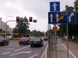 Wrocław: Kierowcy nie radzą sobie na skrzyżowaniu Hubskiej, Bardzkiej i Kamiennej (ZDJĘCIA)
