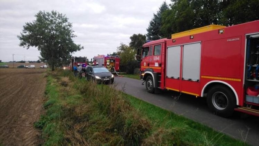 Gmina Gołańcz. Paliła się stodoła. Interweniowało kilka zastępów straży pożarnej 