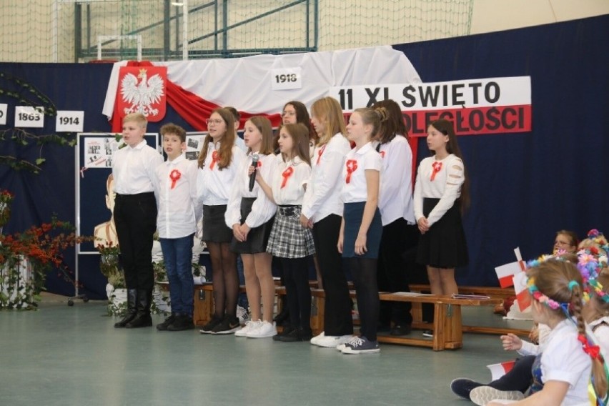 Piękne obchody Święta Niepodległości w Szkole Podstawowej nr 3 w Sandomierzu. Zobacz zdjęcia