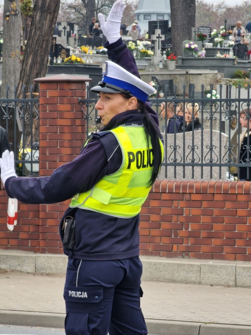 Policja w Kaliszu podsumowuje akcję "Wszystkich Świętych...
