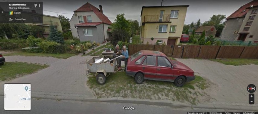 Perełki z kamer Google Street View w Oleśnicy i Sycowie. Tutaj kamera widziała ciut za dużo! 