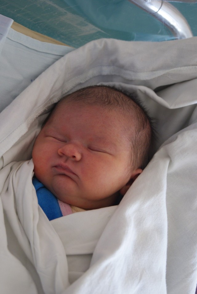 Amelia Grzegorzyk, córka Sandry i Tomasza urodziła się 24 kwietnia. Ważyła 4020 g i miała 56 cm.


Polub nas na fejsie!