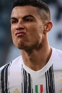 Tak wyglądał kiedyś Cristiano Ronaldo! Piłkarz miał ksywę "BEKSA"
