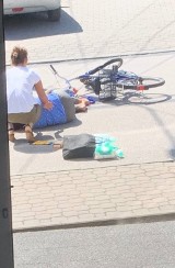 Rowerzystka potrącona przez cofający samochód na ulicy Łagiewnickiej w Busku-Zdroju