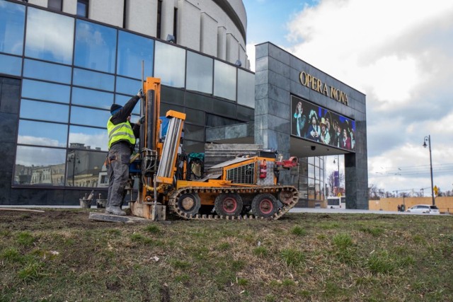 Wstępne odwierty przy Operze Nova mają się skończyć w piątek.