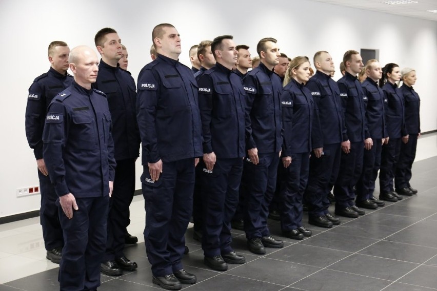 Nowi funkcjonariusze w lubelskiej policji. W środę złożyli ślubowanie (ZDJĘCIA)