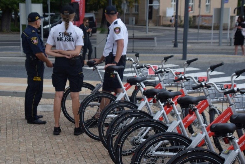 Gniezno. Otwarcie ZCP i inauguracja Gnieźnieńskiego Roweru...