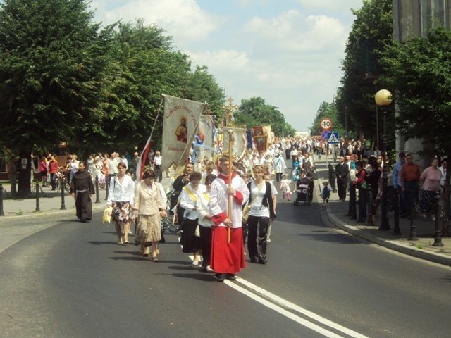 Procesja Bożego Ciała przeszła ulicami miasta