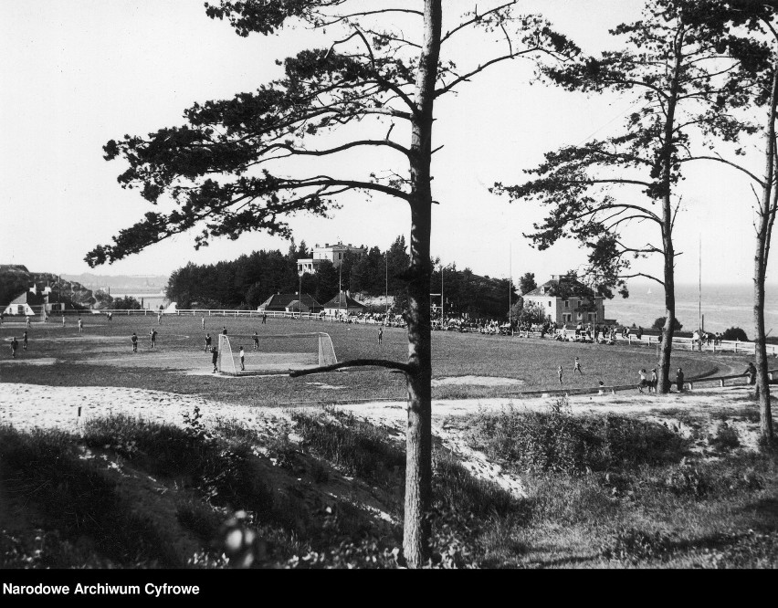 Stadion sportowy nad brzegiem Bałtyku w Gdyni (1935)