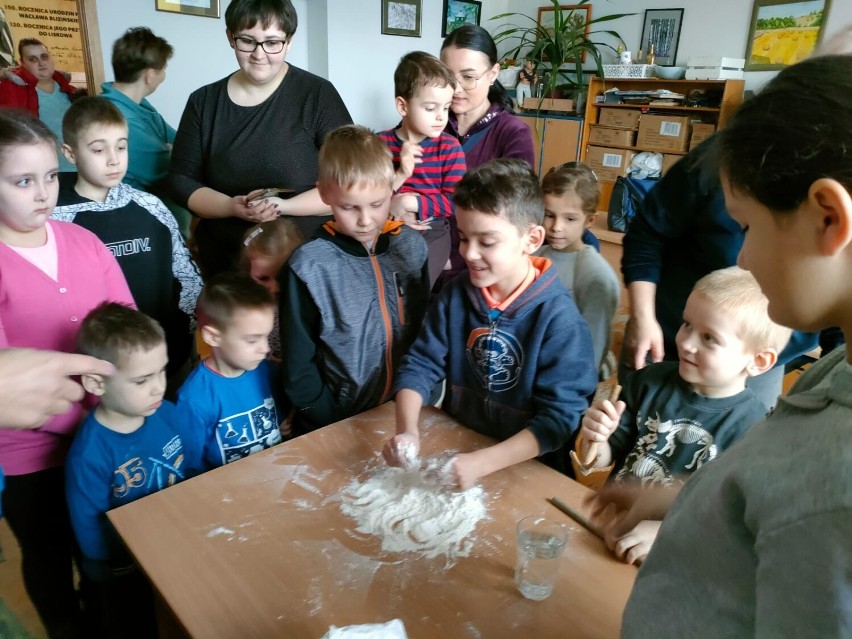 Tak bawiły się dzieci podczas ferii w powiecie kaliskim. ZDJĘCIA