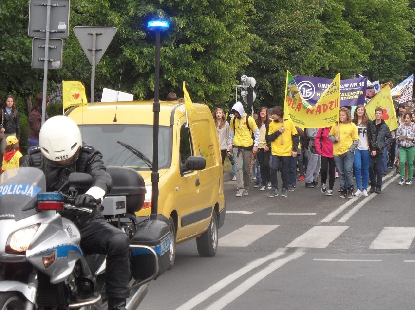 Sosnowiec: ulicami miasta przeszedł Marsz Nadziei dla Hospicjum [ZDJĘCIA]