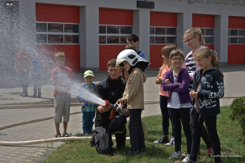 Strażacy z Państwowej Straży Pożarnej w Lublińcu pokazali swoje umiejętności [ZDJĘCIA]