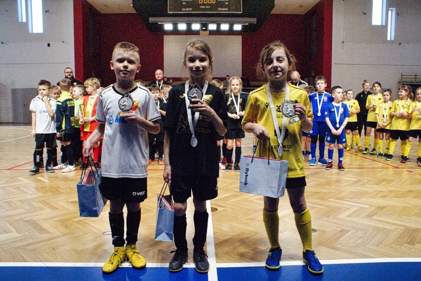 Podczas turnieju młodych piłkarzy w Rybniku-Boguszowicach...
