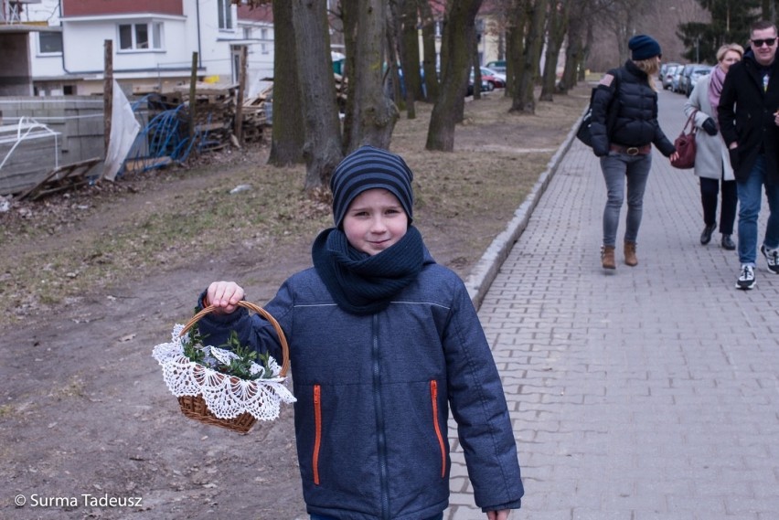 Święconka w kościele na os. Lotnisko w Stargardzie ZDJĘCIA