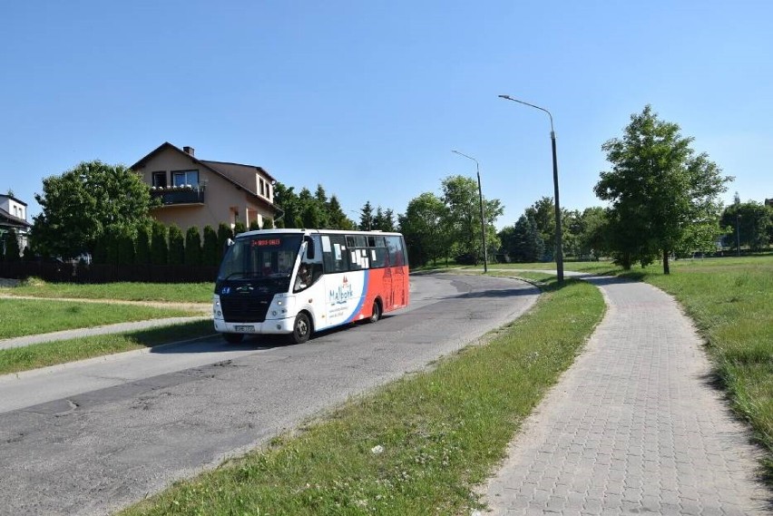 Malbork. Bezpłatnie autobusem i pociągiem. To propozycja dla kierowców na Dzień bez Samochodu